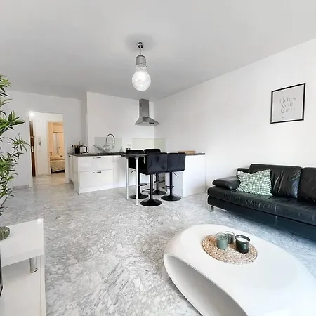 Cosy Deux Pieces מנטון