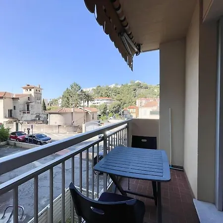 דירה Cosy Deux Pieces מנטון