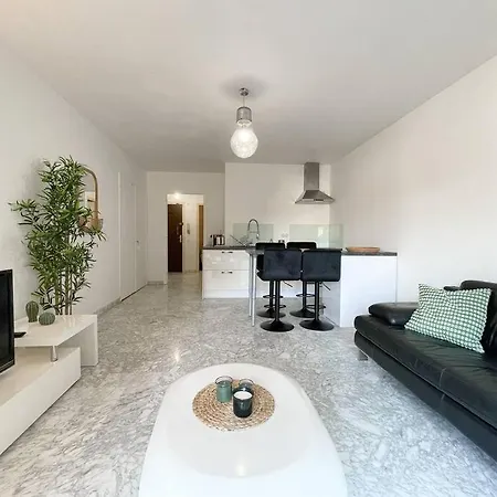 דירה Cosy Deux Pieces מנטון